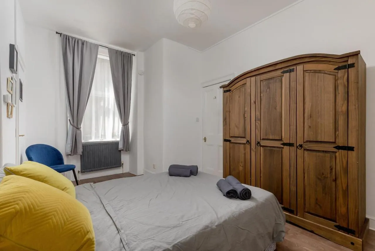 Stylish Central Flat In Edinburgh With Private Garden Velká Británie